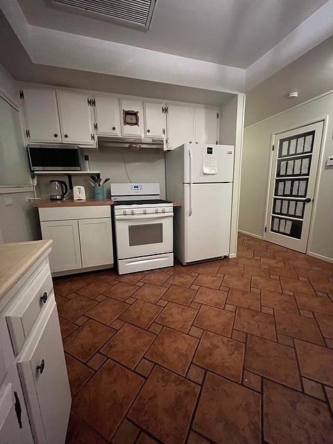 Furnished Finder property 1003527_1 photo 5