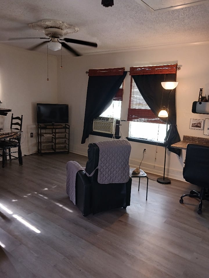 Furnished Finder property 1003549_1 photo 10