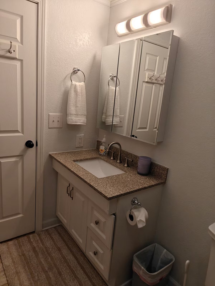 Furnished Finder property 1003573_1 photo 28