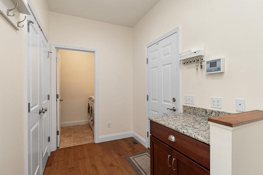 Furnished Finder property 1003595_1 photo 11