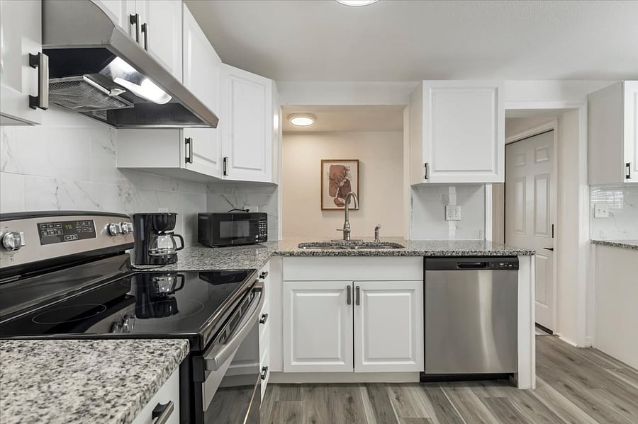 Furnished Finder property 1003650_1 photo 11