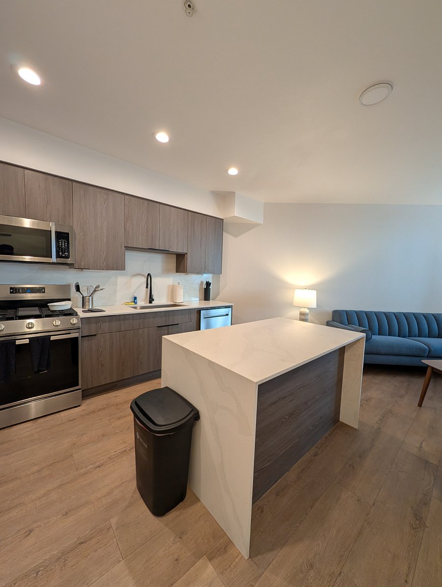 Furnished Finder property 1003676_16 photo 3