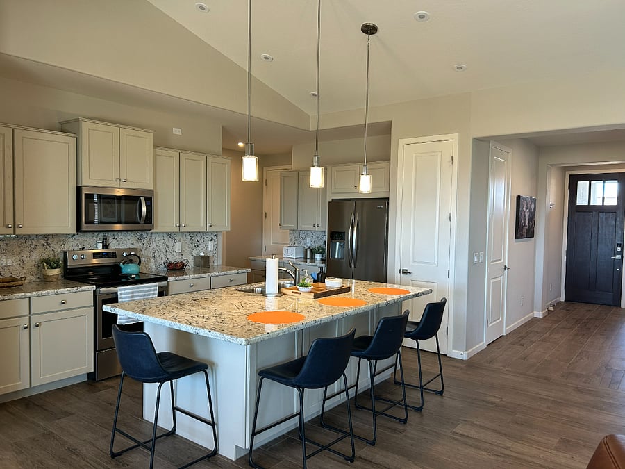 Furnished Finder property 1003702_1 photo 3