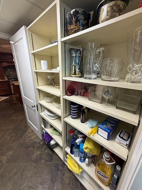 Furnished Finder property 1003721_1 photo 14