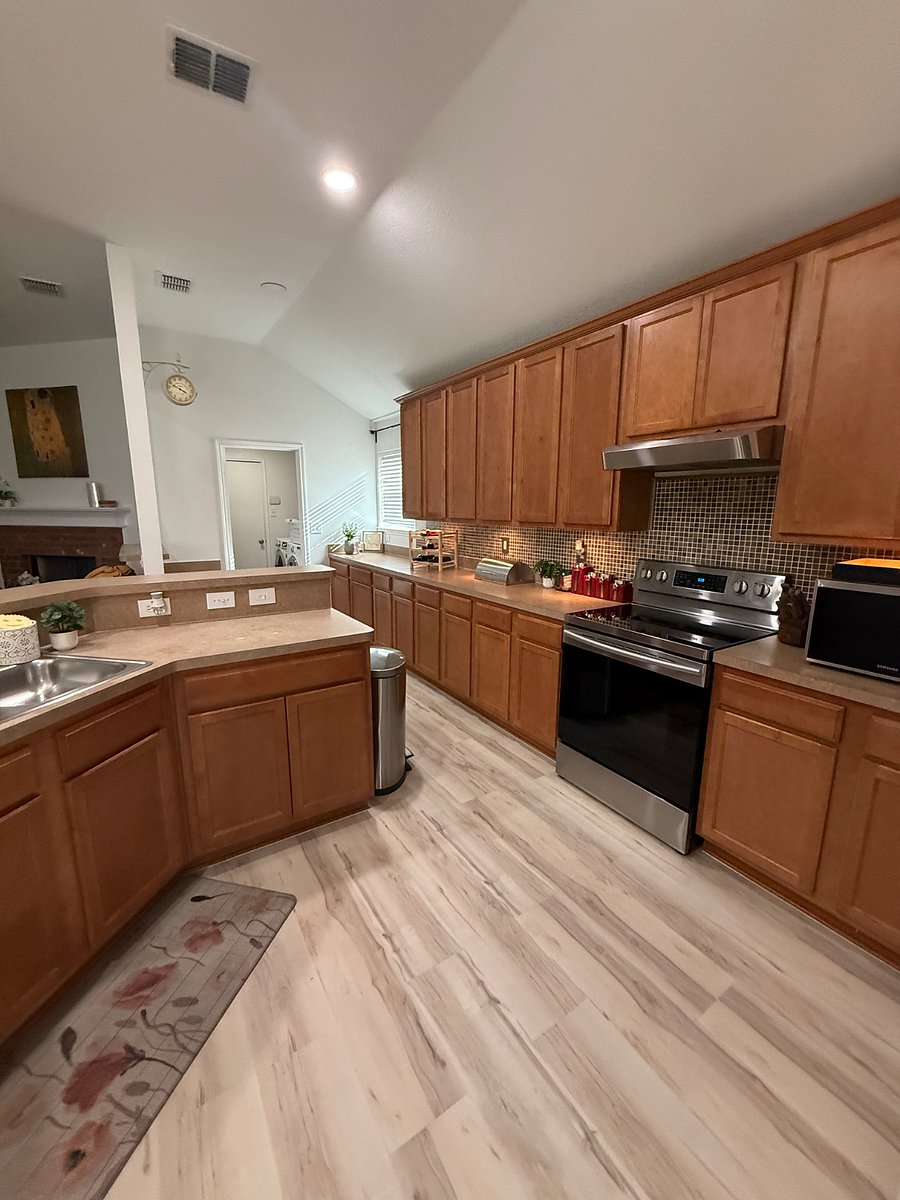 Furnished Finder property 1003737_1 photo 11