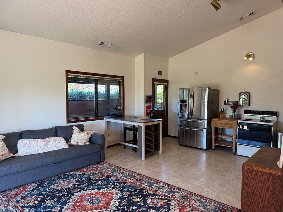 Furnished Finder property 1003749_1 photo 3