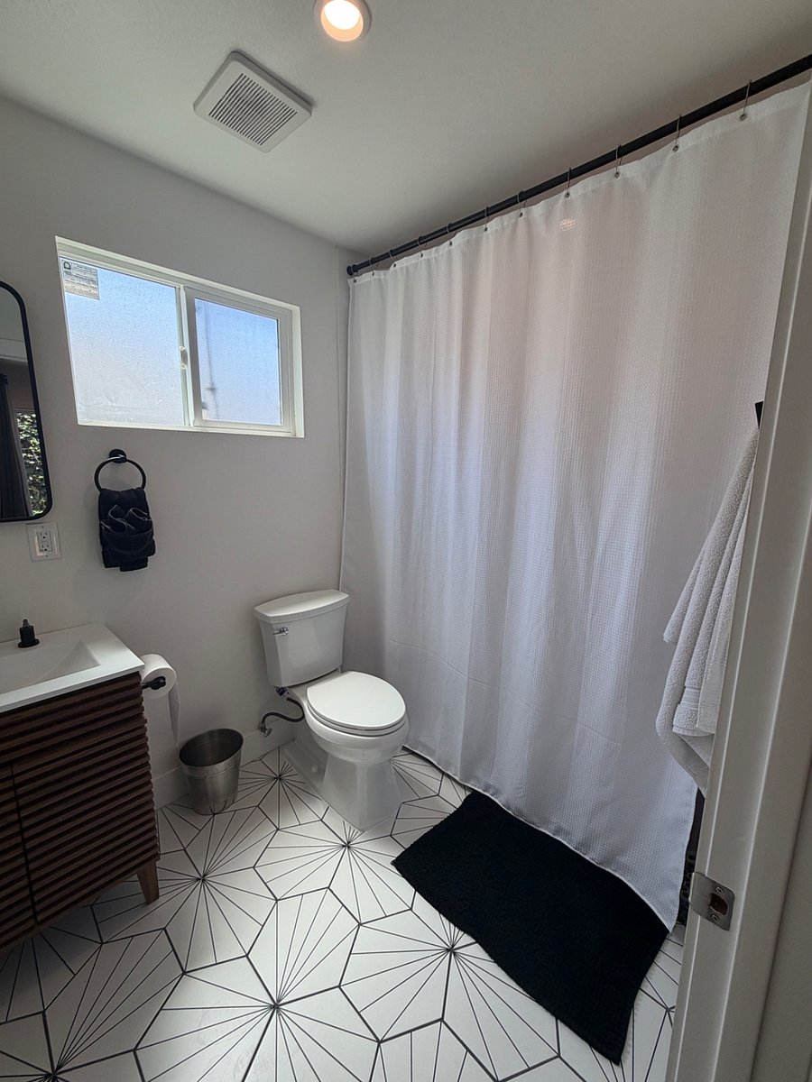 Furnished Finder property 1003758_1 photo 12