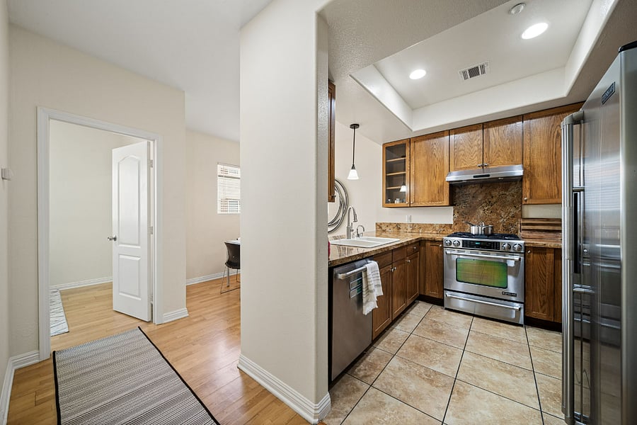 Furnished Finder property 1003764_1 photo 11