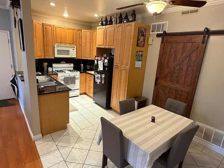 Furnished Finder property 1003800_1 photo 6
