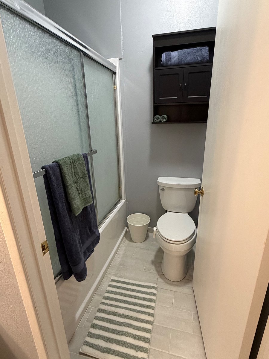 Furnished Finder property 1003800_1 photo 14