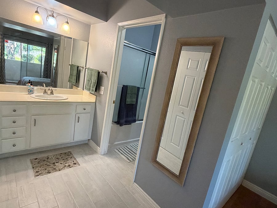 Furnished Finder property 1003800_1 photo 13