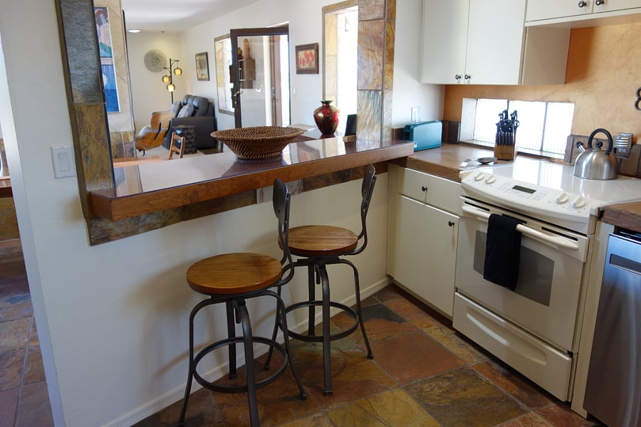 Breakfast bar