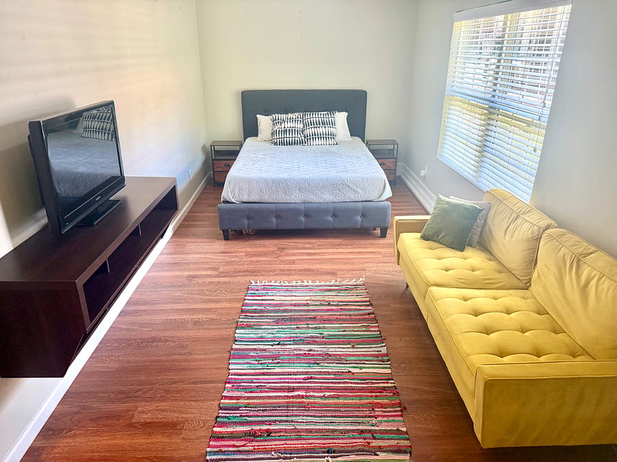 Furnished Finder property 1003851_1 photo 2
