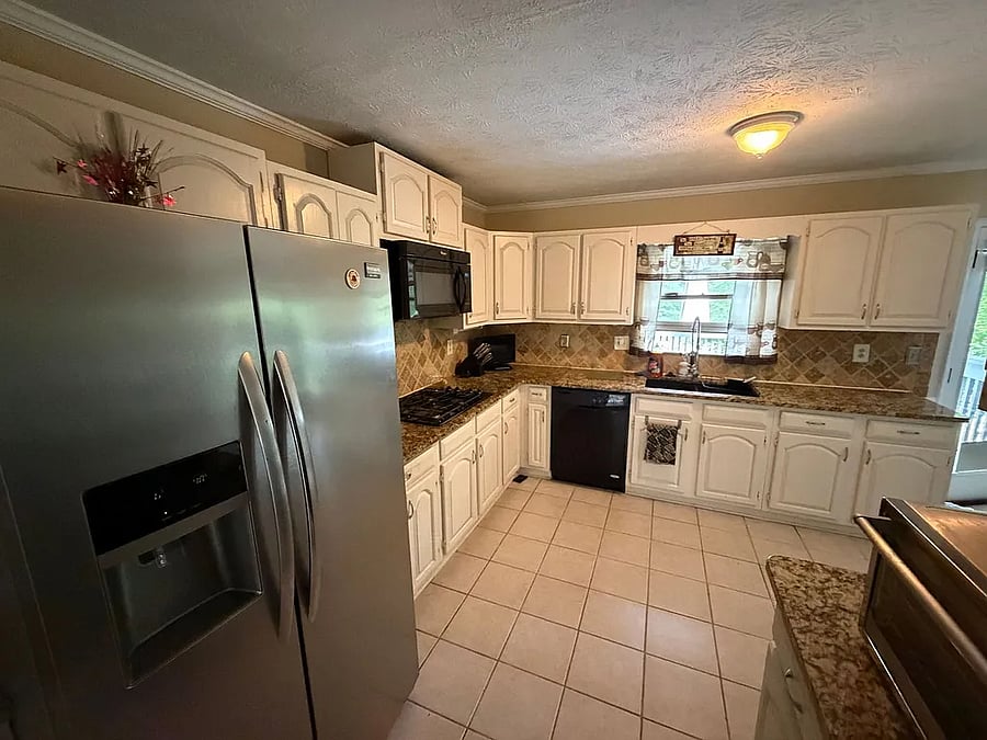 Furnished Finder property 1003886_1 photo 3