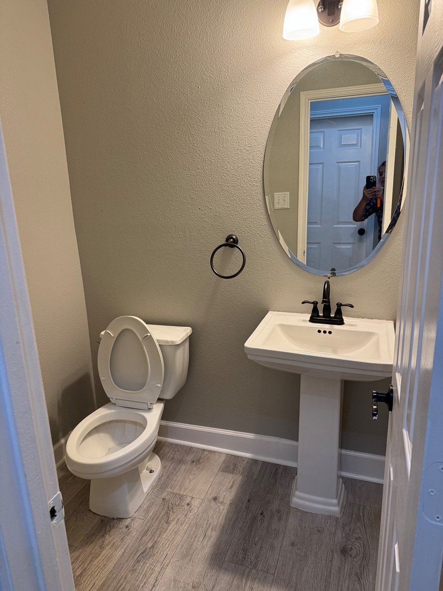 Furnished Finder property 1003958_1 photo 32