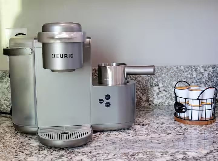 Start your day with our guest-favorite coffee station, featuring a Keurig, milk frother, and complimentary pods for a 5-star morning experience.
