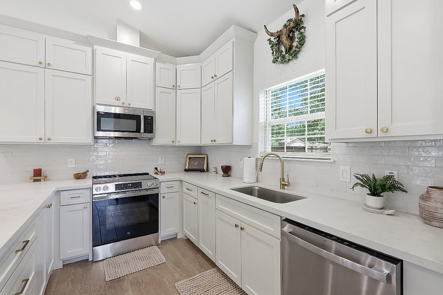 Complete Kitchen