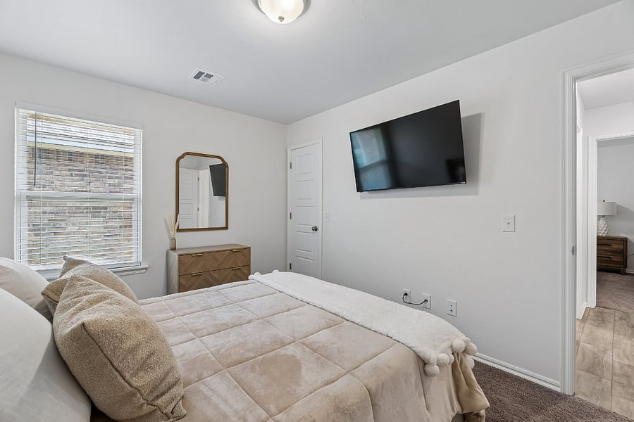 Furnished Finder property 1004000_1 photo 22