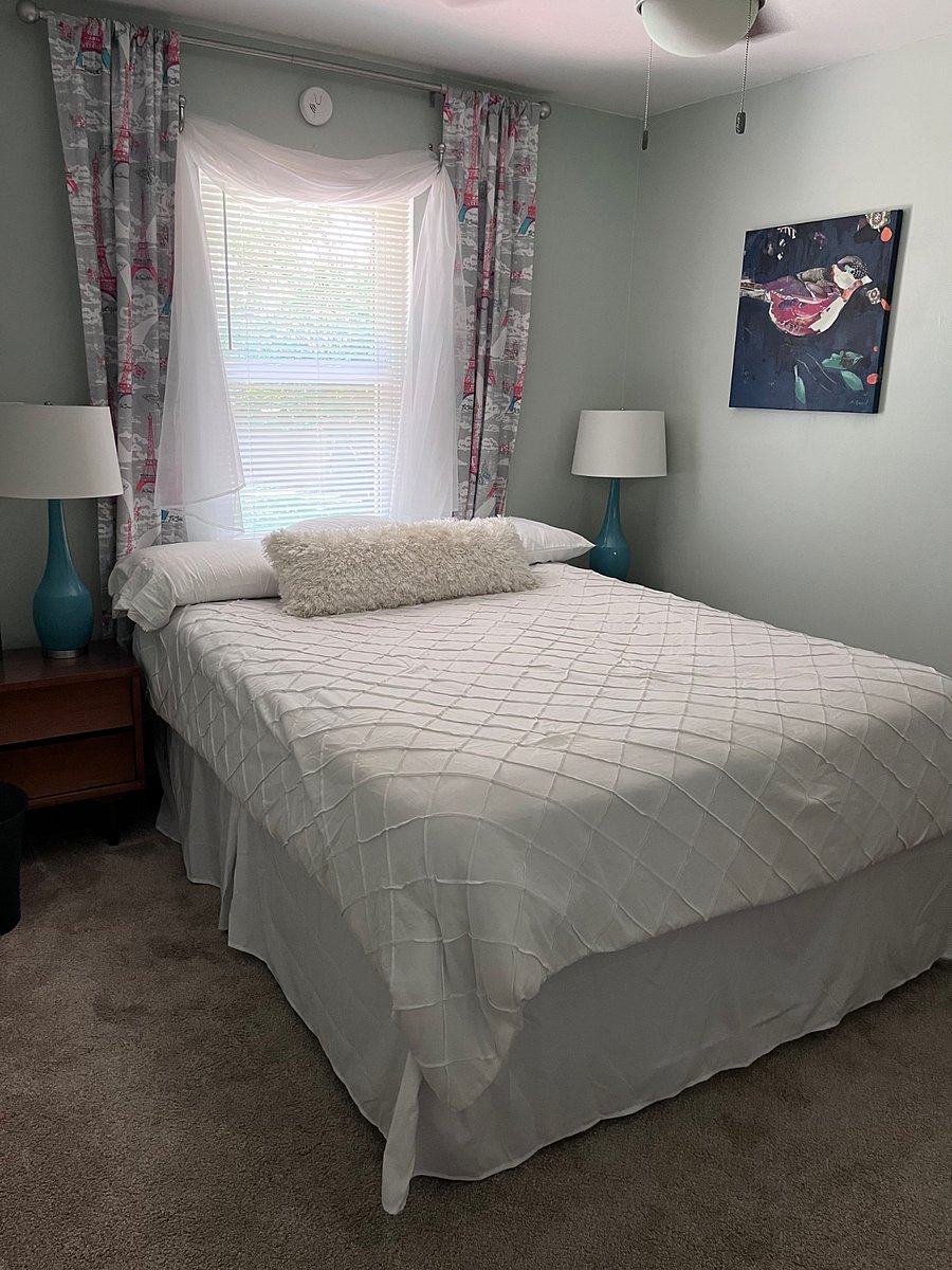 Downstairs bedroom