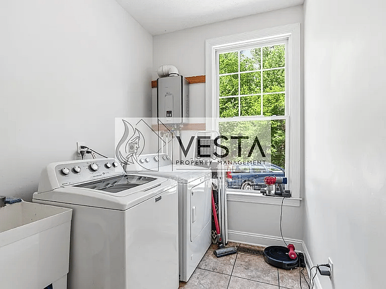Furnished Finder property 1004015_1 photo 9