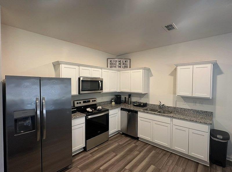 Furnished Finder property 1004045_1 photo 13