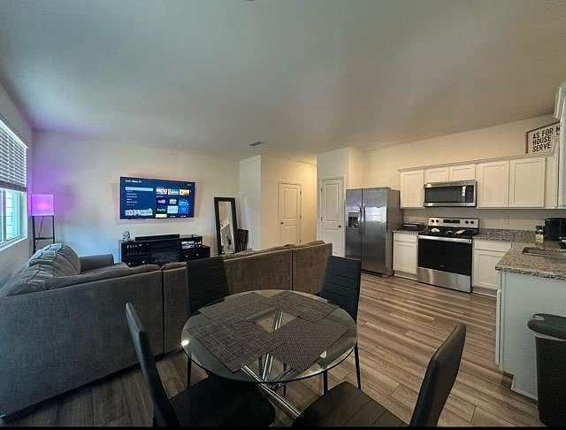 Furnished Finder property 1004045_1 photo 5