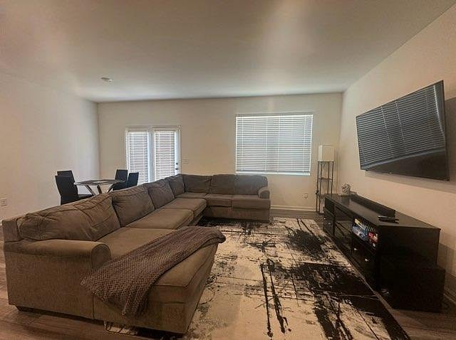 Furnished Finder property 1004045_1 photo 4