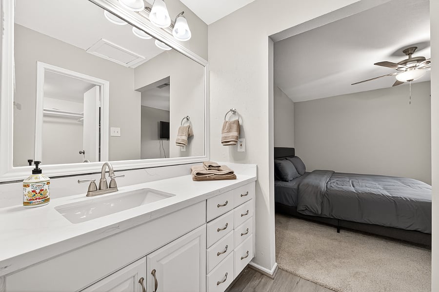 Furnished Finder property 1004047_1 photo 24