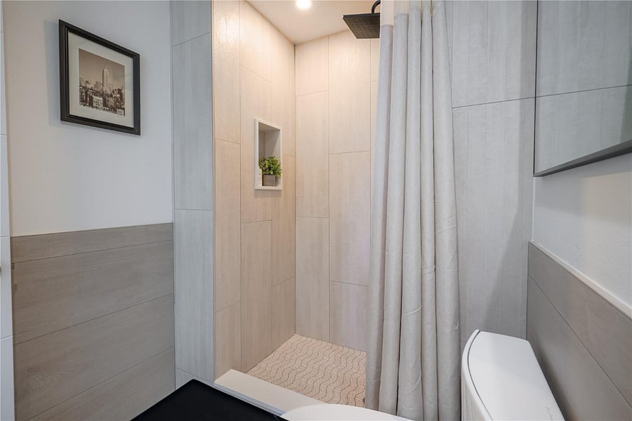 Furnished Finder property 1004121_1 photo 27