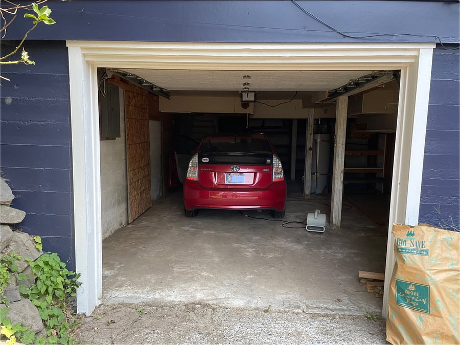 Garage/basement parking/storage additional cost