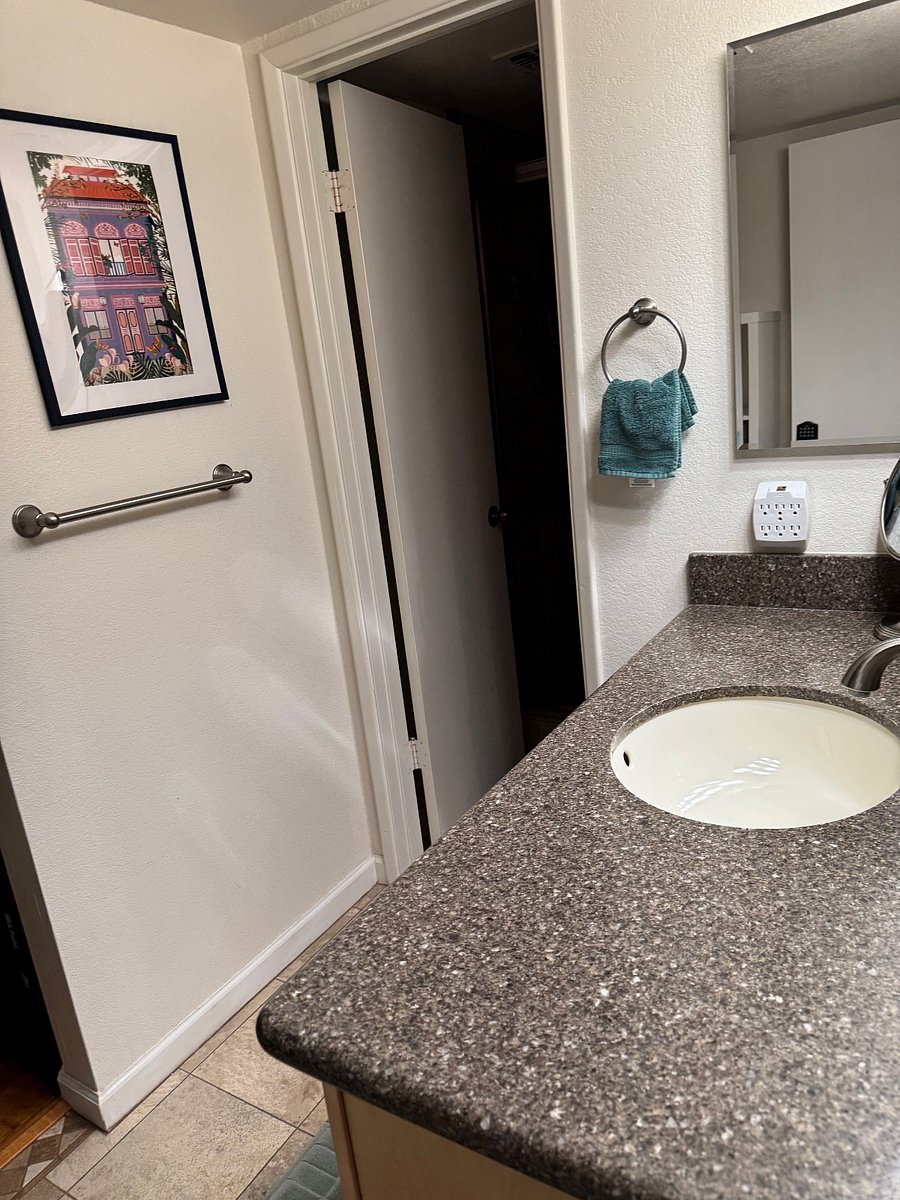 Furnished Finder property 1004131_1 photo 10