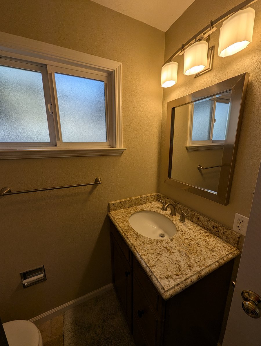 Room 2 Bathroom