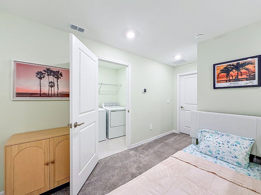 Furnished Finder property 1004227_1 photo 25