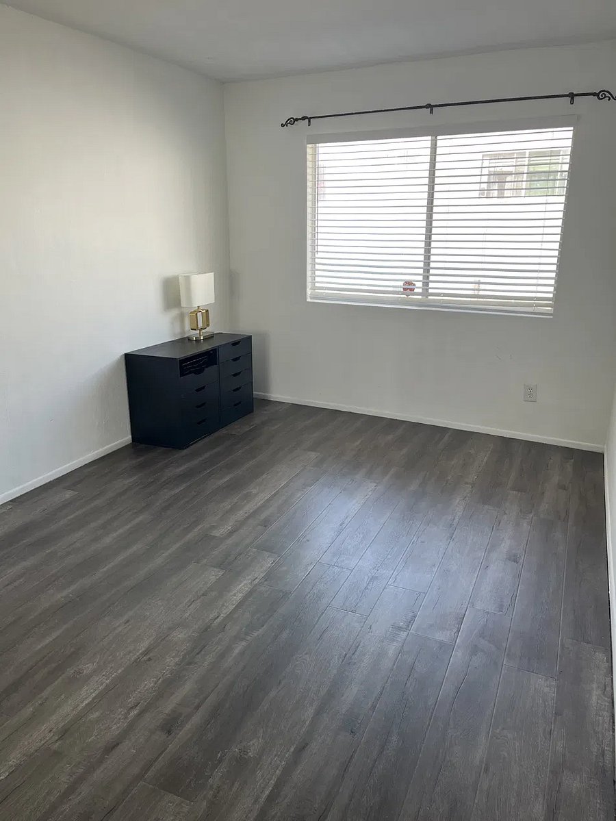 Private bedroom (144 sq. ft.) with west-facing window