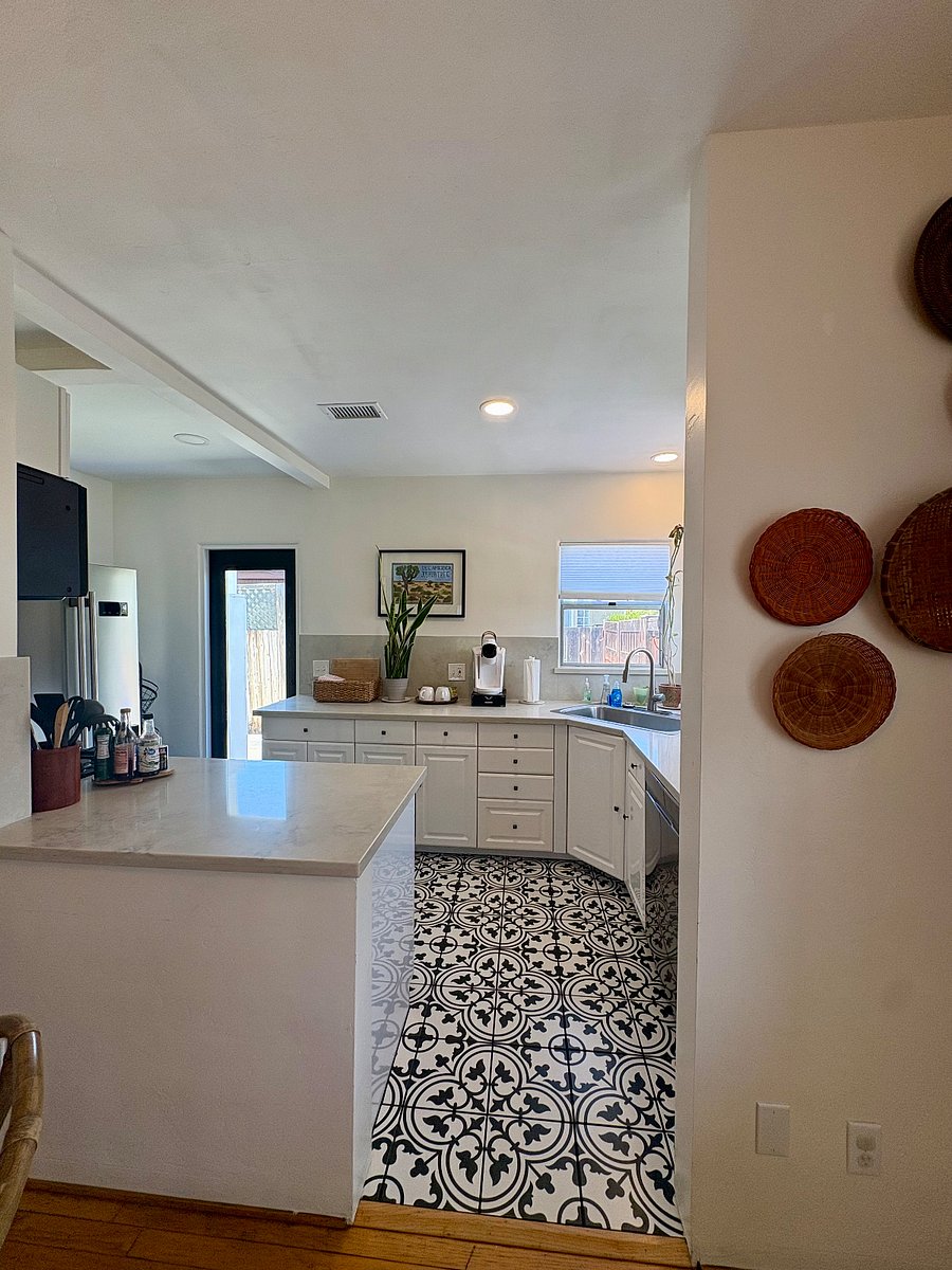Furnished Finder property 1004249_1 photo 3