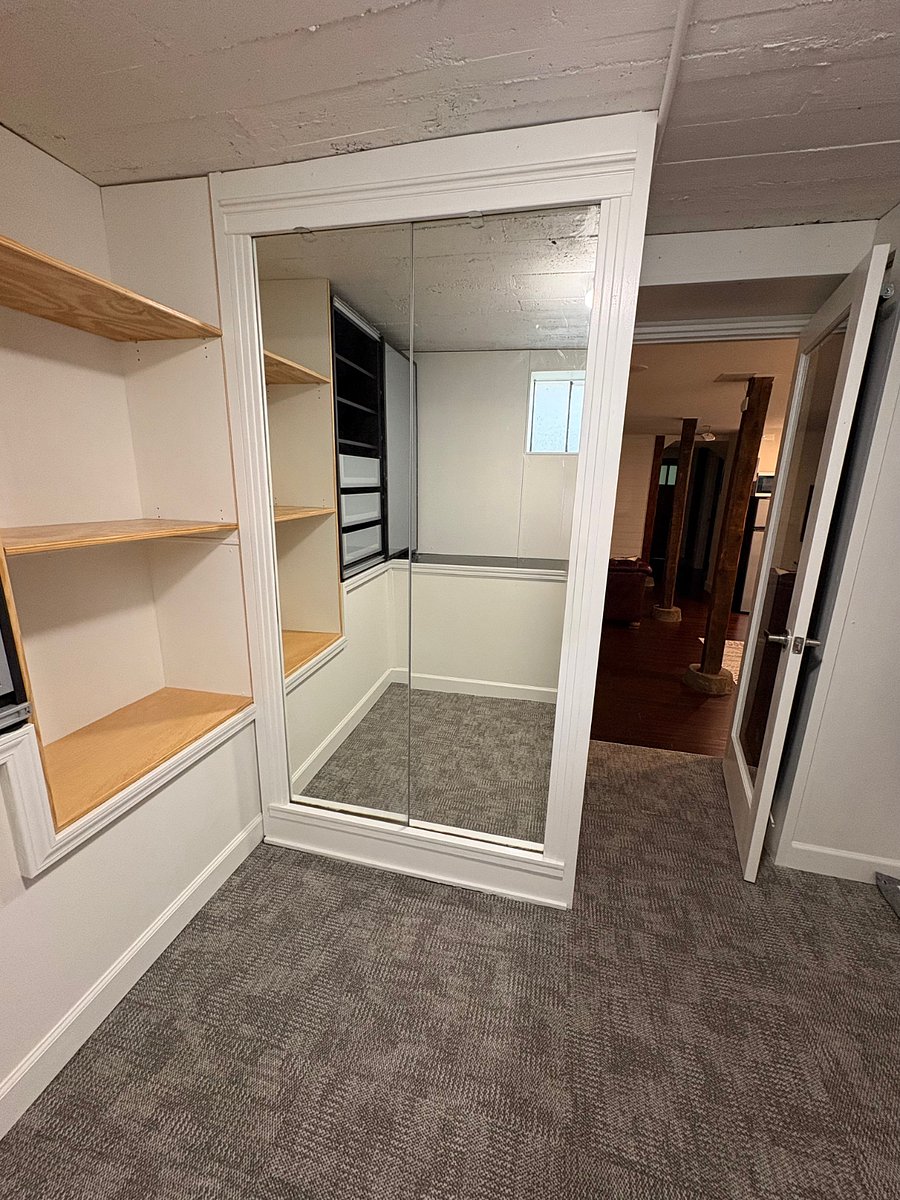 Walk-in closet: Full length mirror