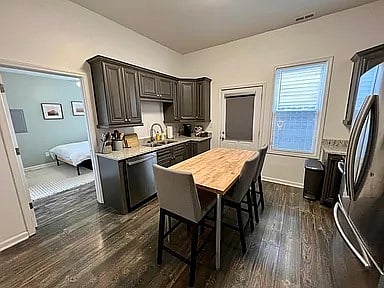 Furnished Finder property 1004261_1 photo 5