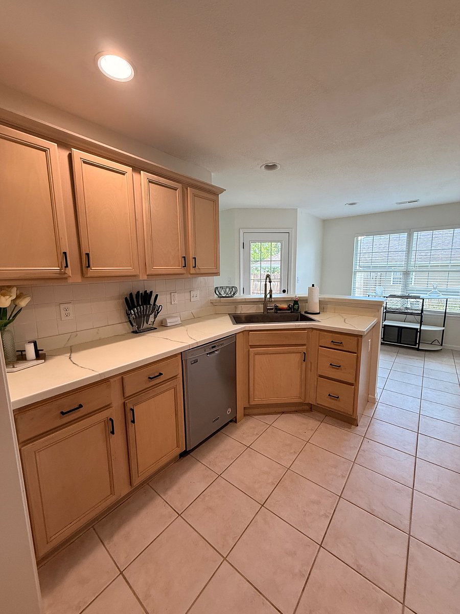 Furnished Finder property 1004267_1 photo 24