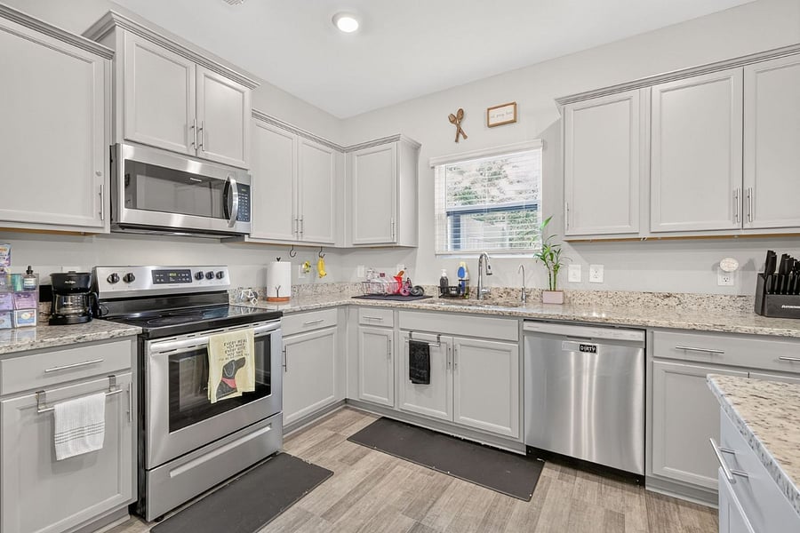 Furnished Finder property 1004285_1 photo 8