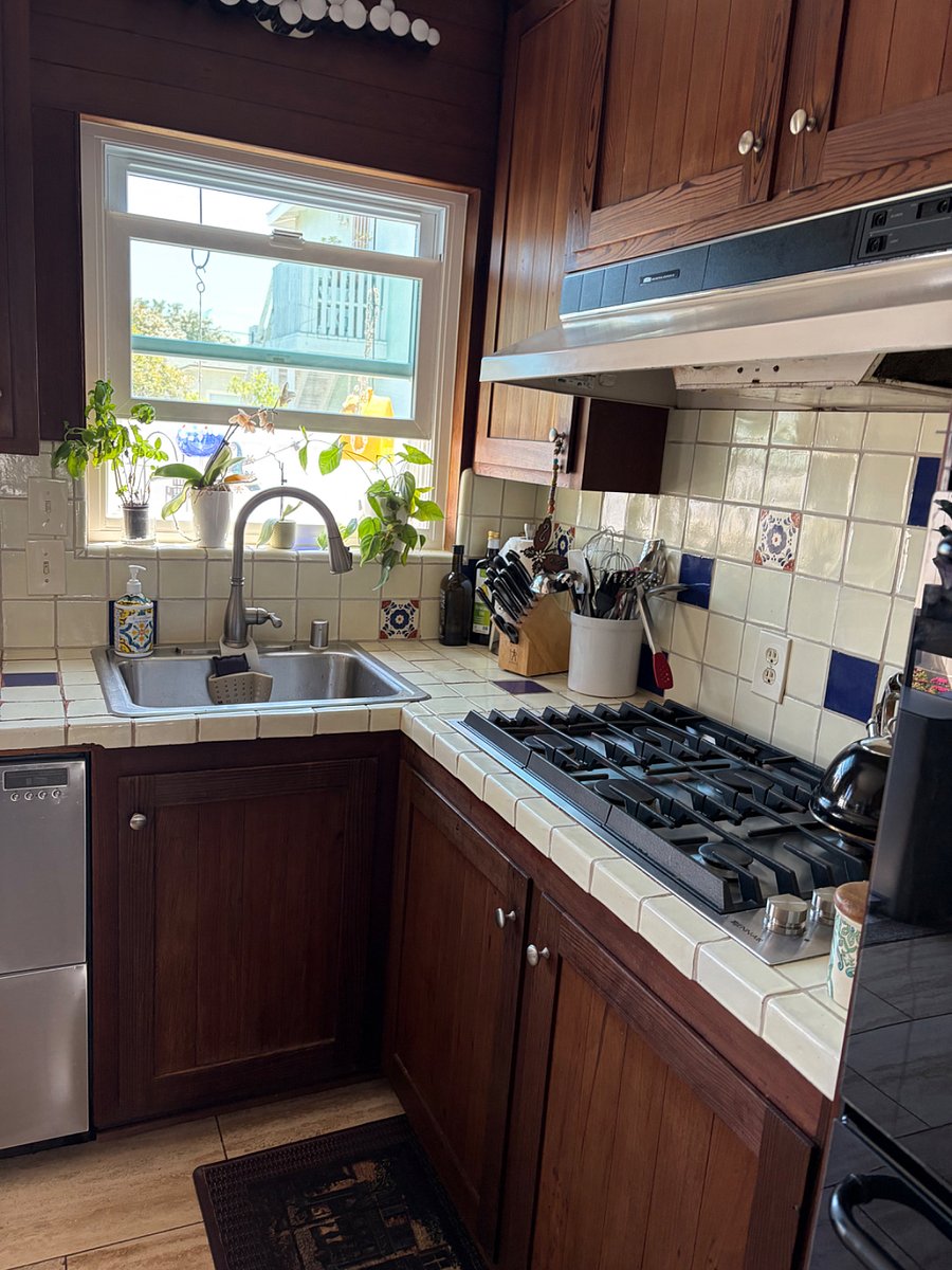 Furnished Finder property 1004296_1 photo 13