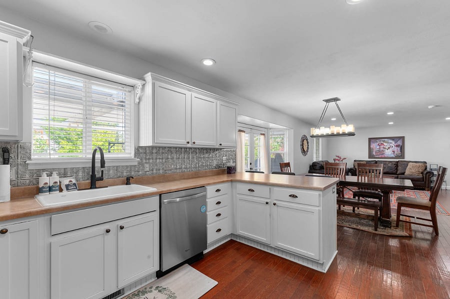 Furnished Finder property 1004332_1 photo 13