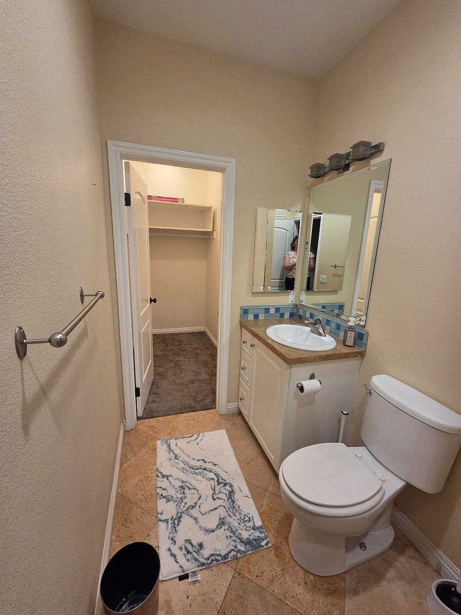 Furnished Finder property 1004335_1 photo 10