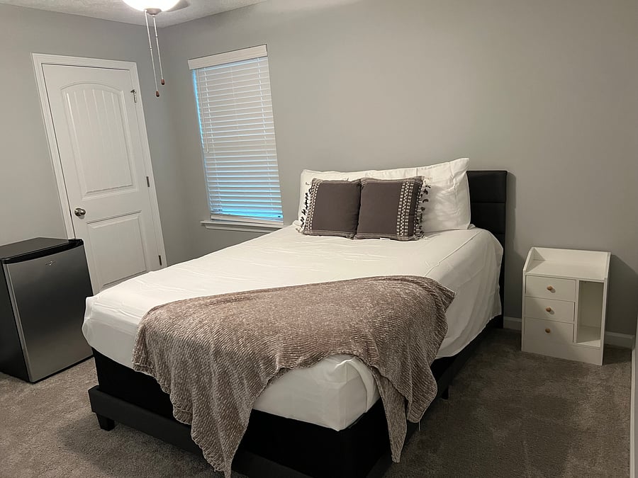 Furnished Finder property 1004356_1 photo 5