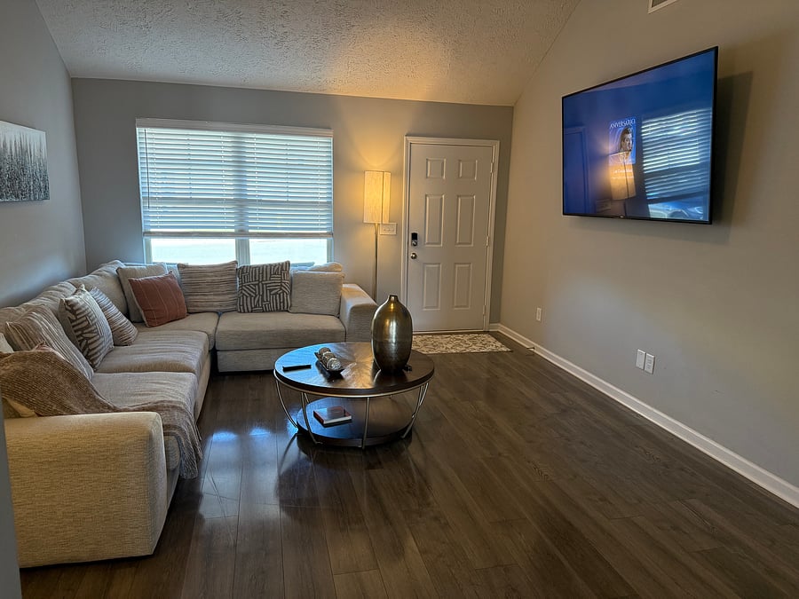 Furnished Finder property 1004356_1 photo 17