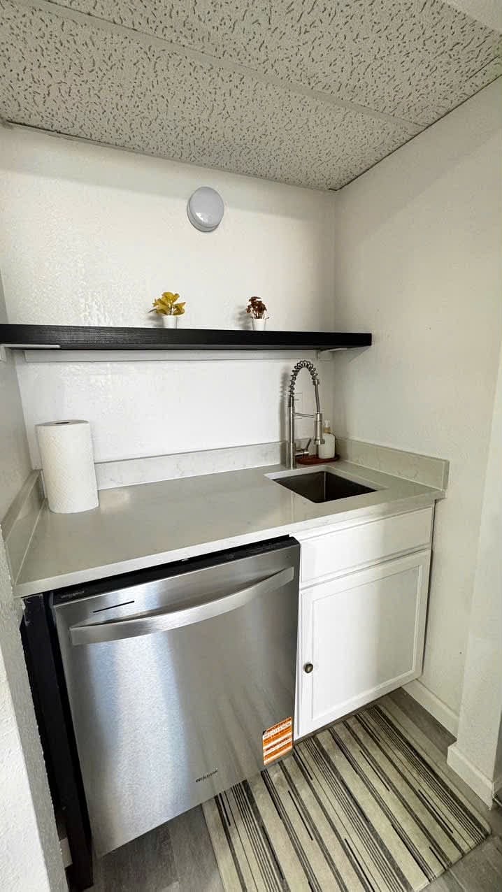 Furnished Finder property 1004386_1 photo 14