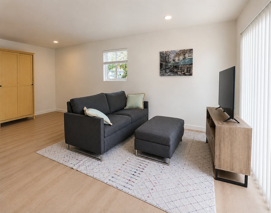 Furnished Finder property 1004443_1 photo 3
