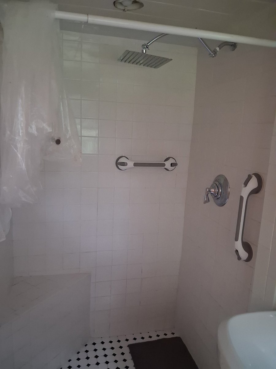 Furnished Finder property 1004456_1 photo 3