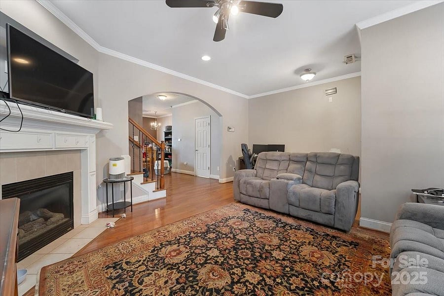 Furnished Finder property 1004461_1 photo 4