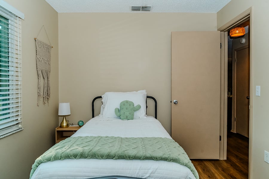 Furnished Finder property 1004488_1 photo 8