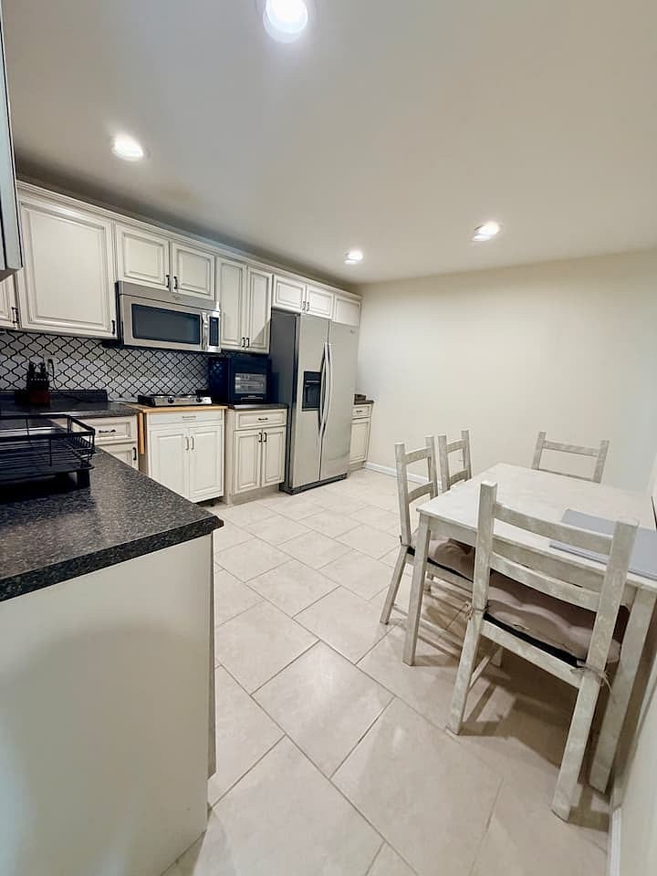 Furnished Finder property 1004495_1 photo 4